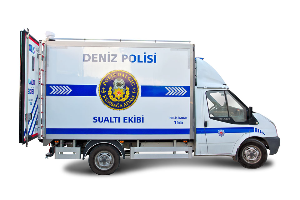 Sualtı polis ekibi